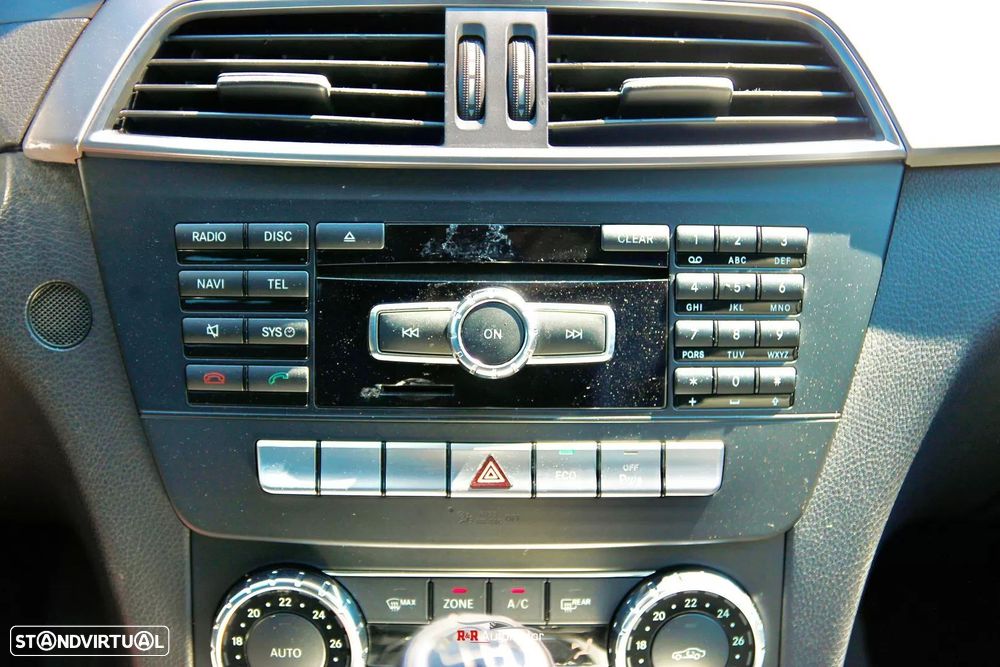 Mercedes-Benz C 220 CDi Avantgarde BlueEfficiency - 21