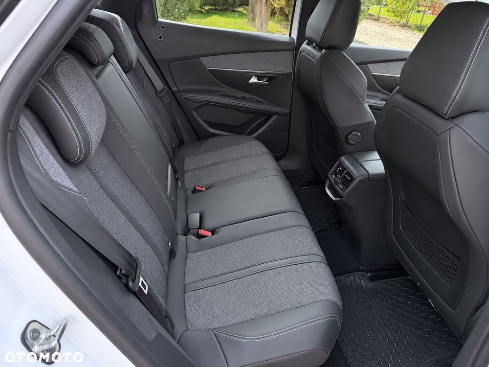 Peugeot 3008 - 19