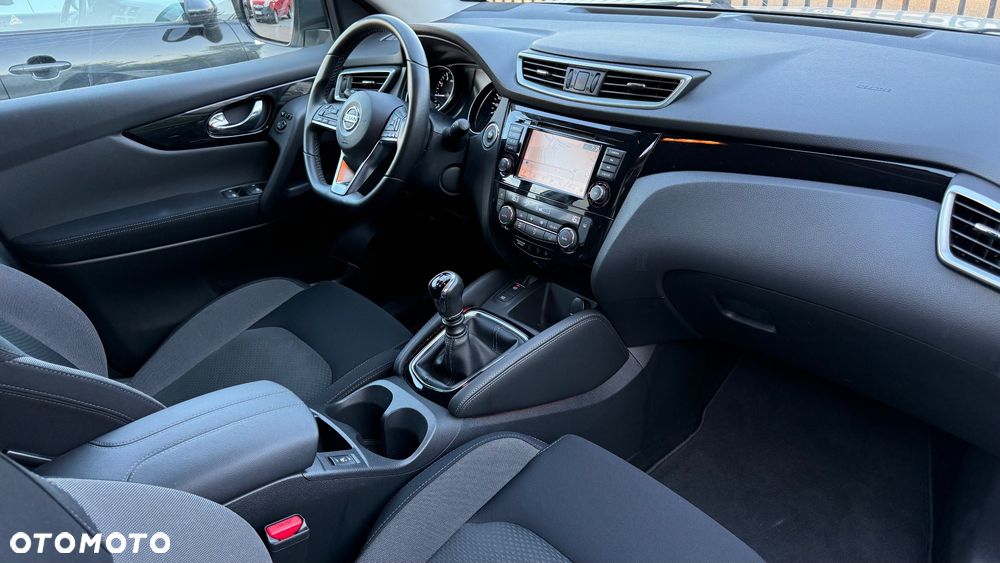 Nissan Qashqai 1.3 DIG-T N-Connecta - 6