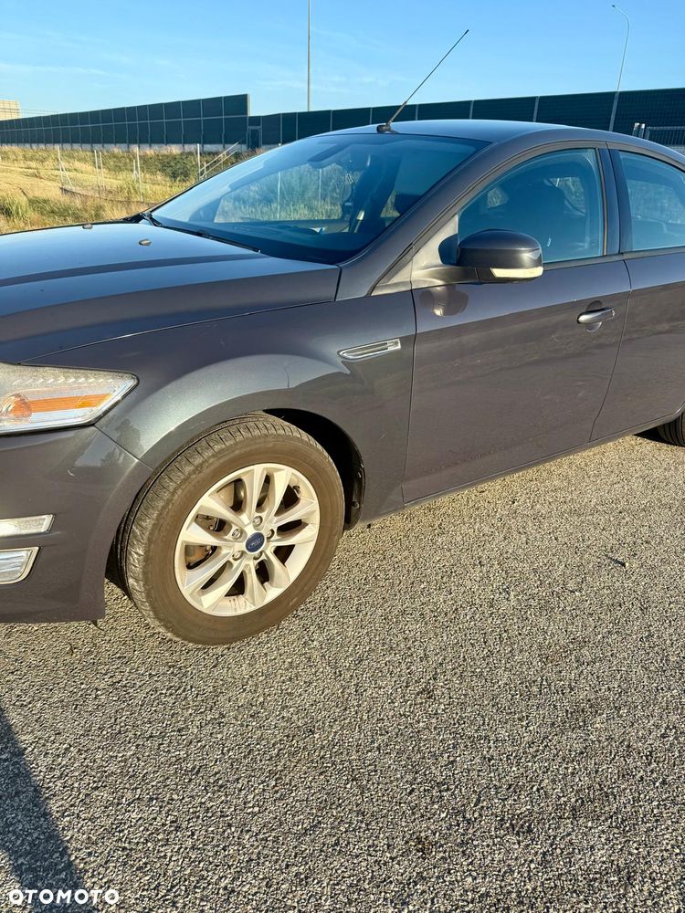 Ford Mondeo - 13