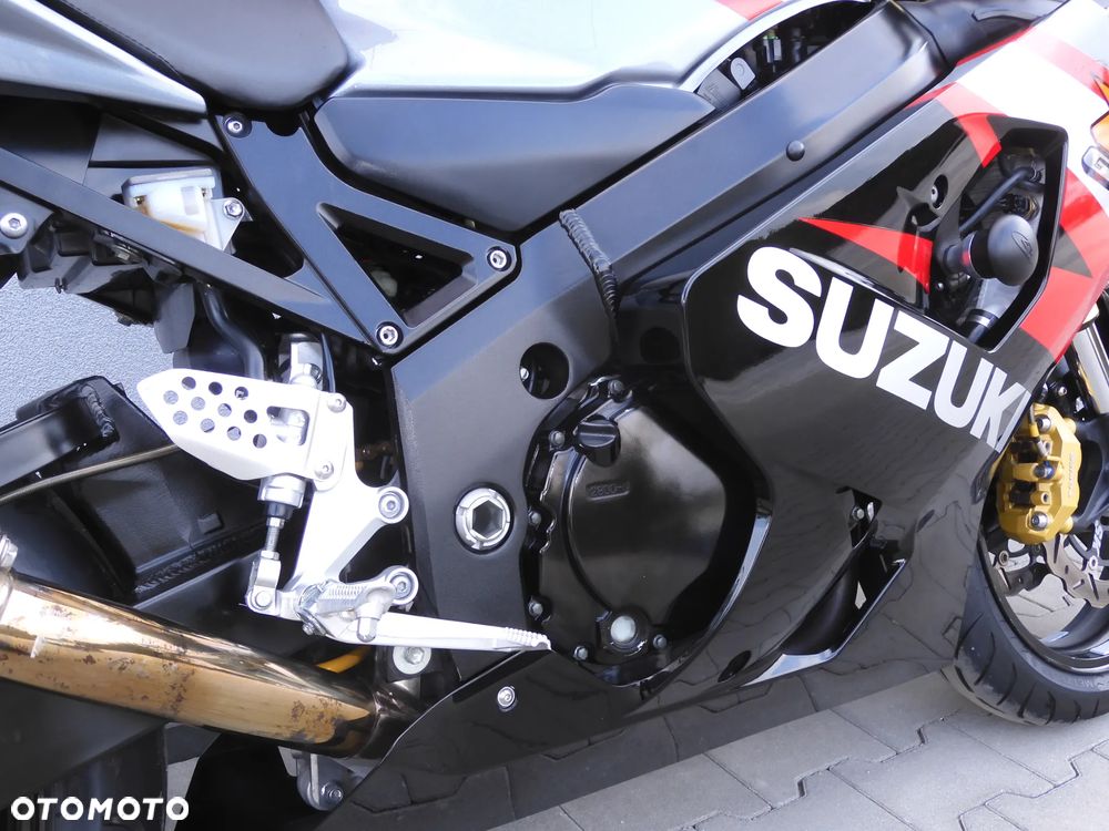 Suzuki GSX-R - 11
