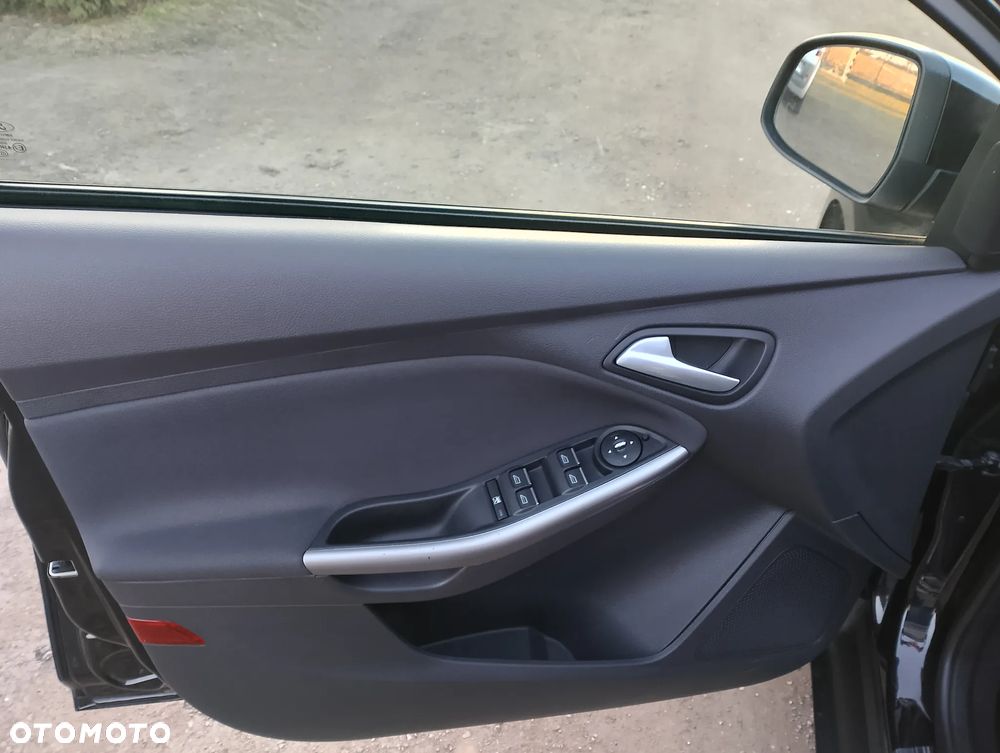 Ford Focus - 14