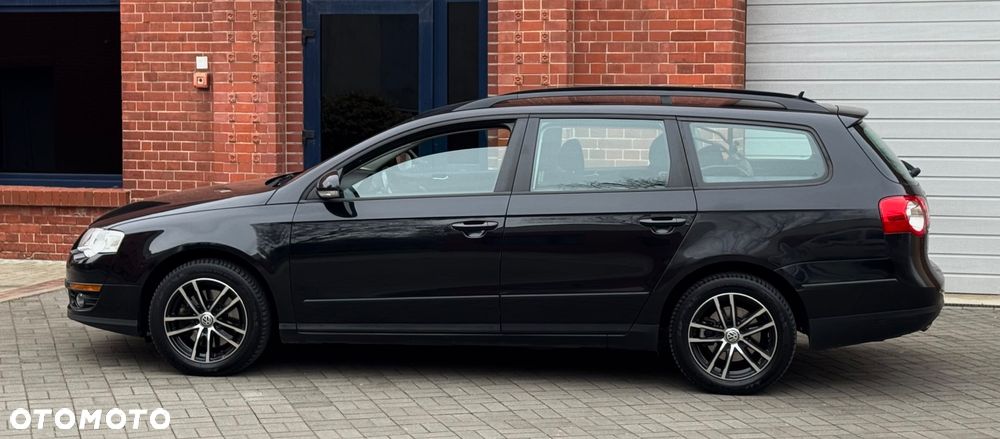 Volkswagen Passat 1.9 TDI Comfortline - 9