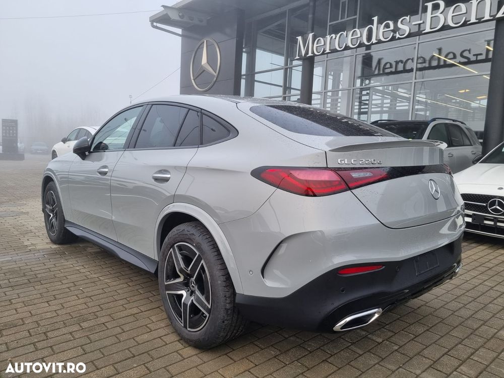 Mercedes-Benz GLC Coupe 220 d 4Matic 9G-TRONIC AMG Line Advanced - 4