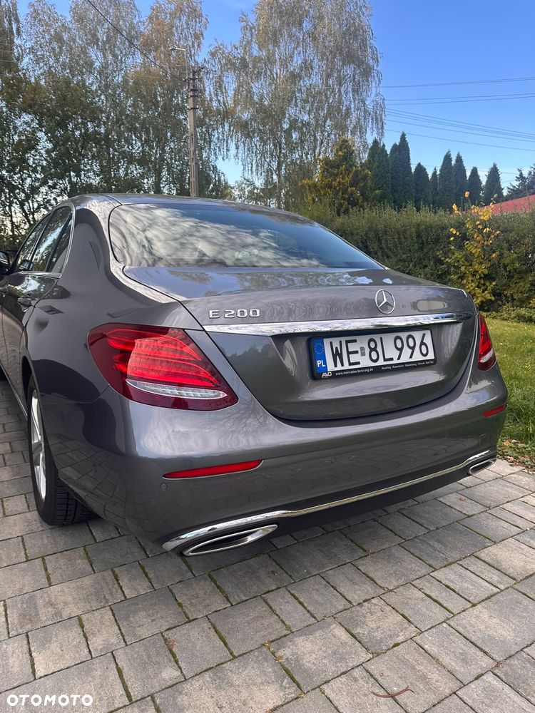 Mercedes-Benz E-Class 2018 photo 3