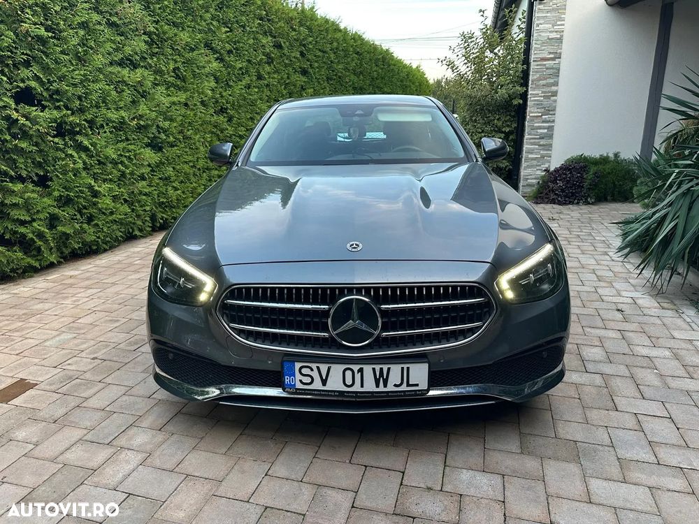 Mercedes-Benz E 220 d 9G-TRONIC - 2