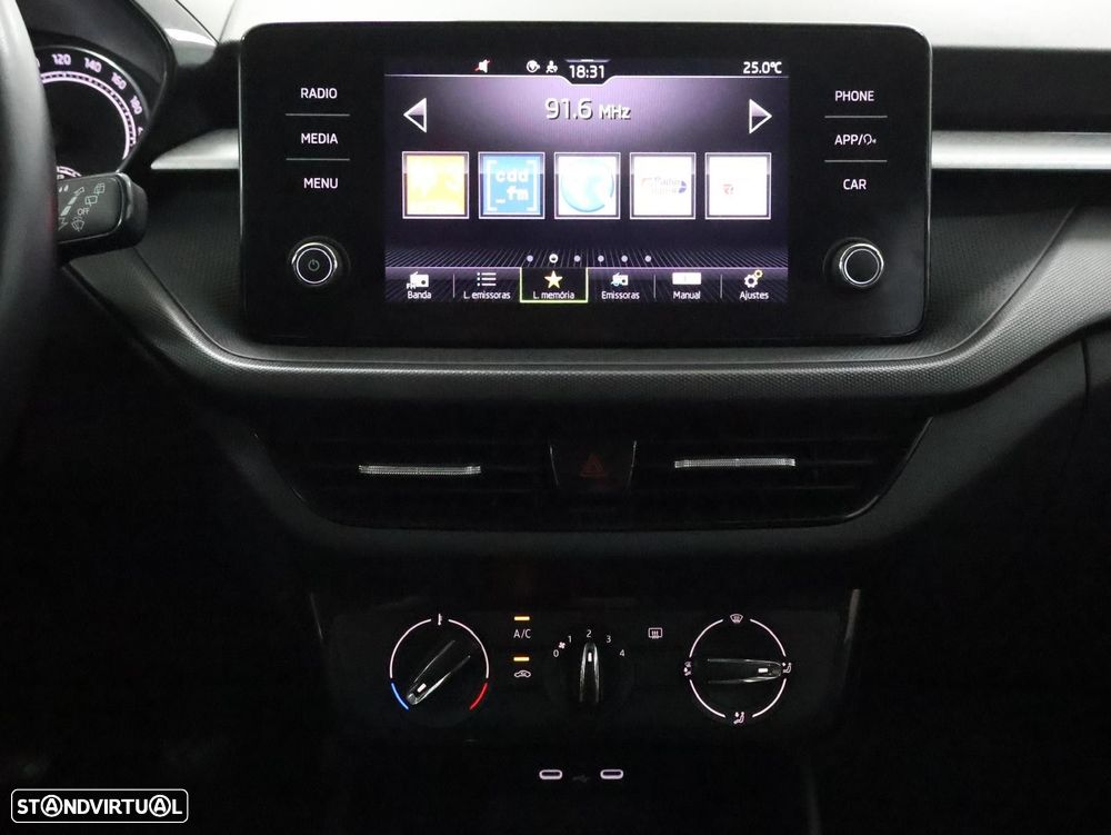 Skoda Fabia 1.0 MPI Ambition - 19