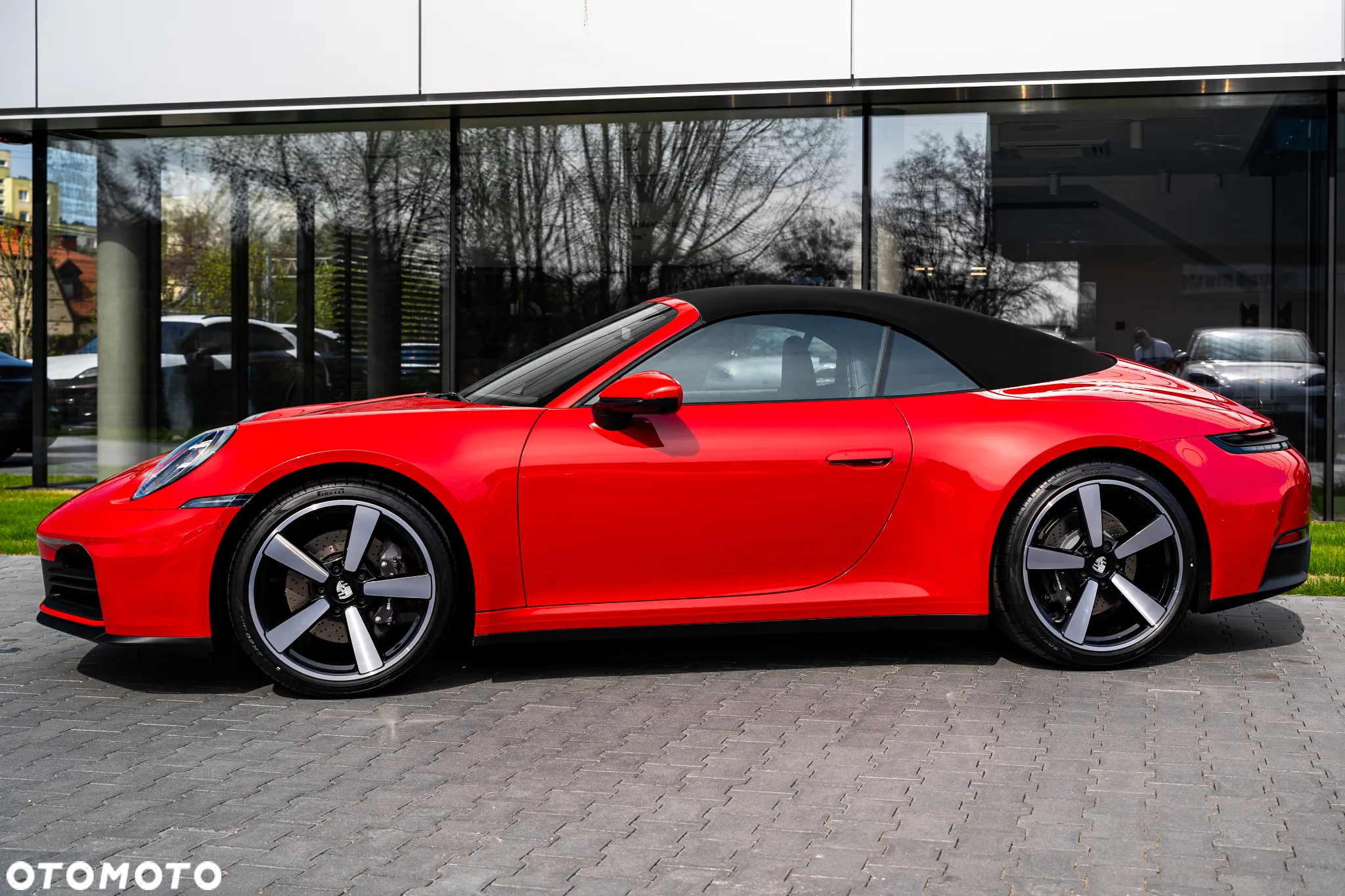 Porsche 911 Carrera Cabrio - 6