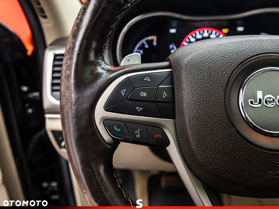 Jeep Grand Cherokee - 18