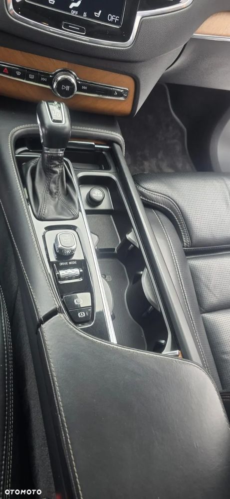 Volvo XC 90 D5 AWD Inscription 7os - 18