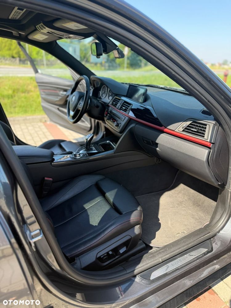 BMW Seria 3 335i Sport Line - 11