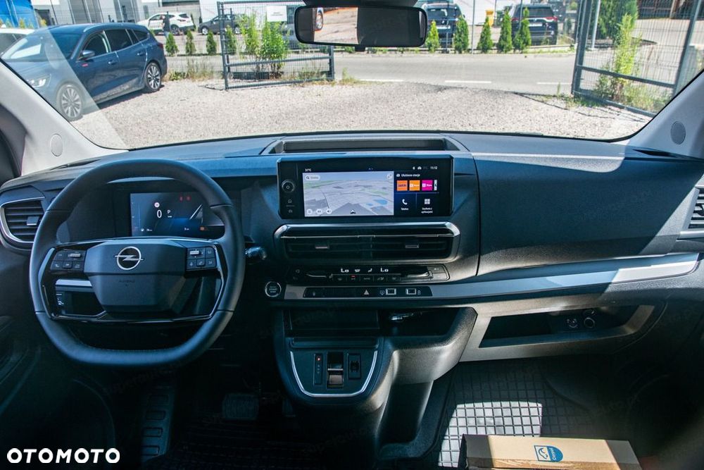Opel Zafira Life Diesel XL Business aut 2.2 180KM - 13