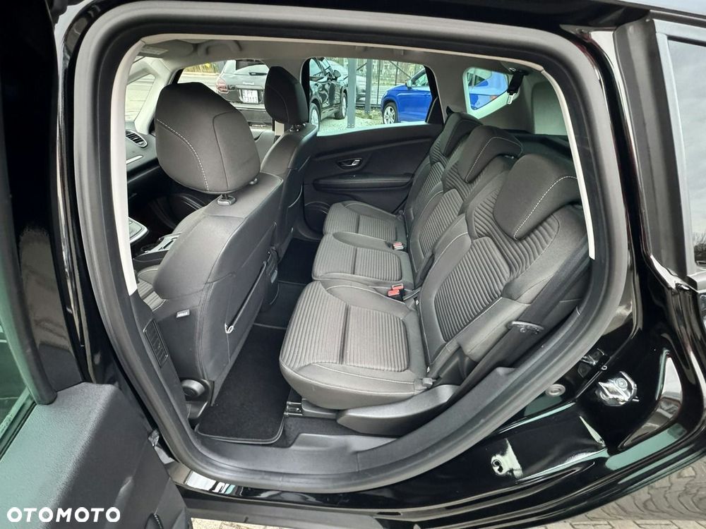 Renault Scenic - 18
