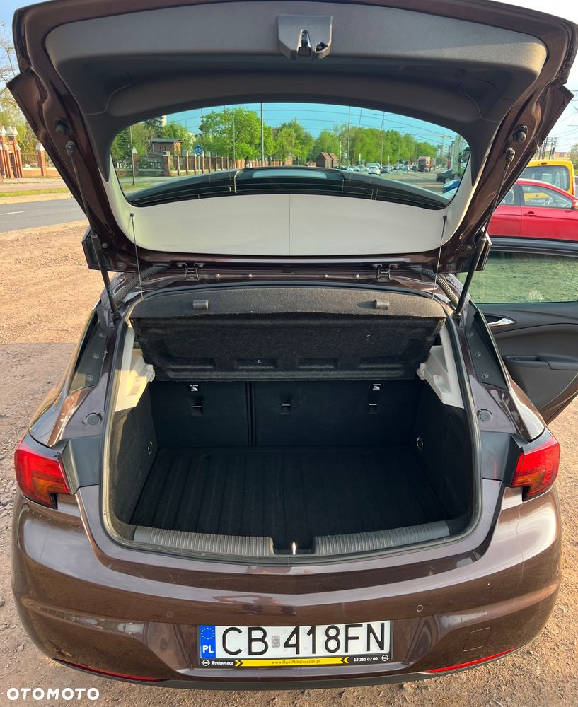 Opel Astra 1.4 T Elite - 12