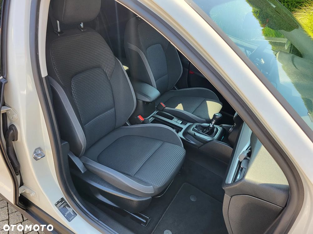 Ford Focus 1.5 EcoBoost Start-Stopp-System COOL&CONNECT - 14