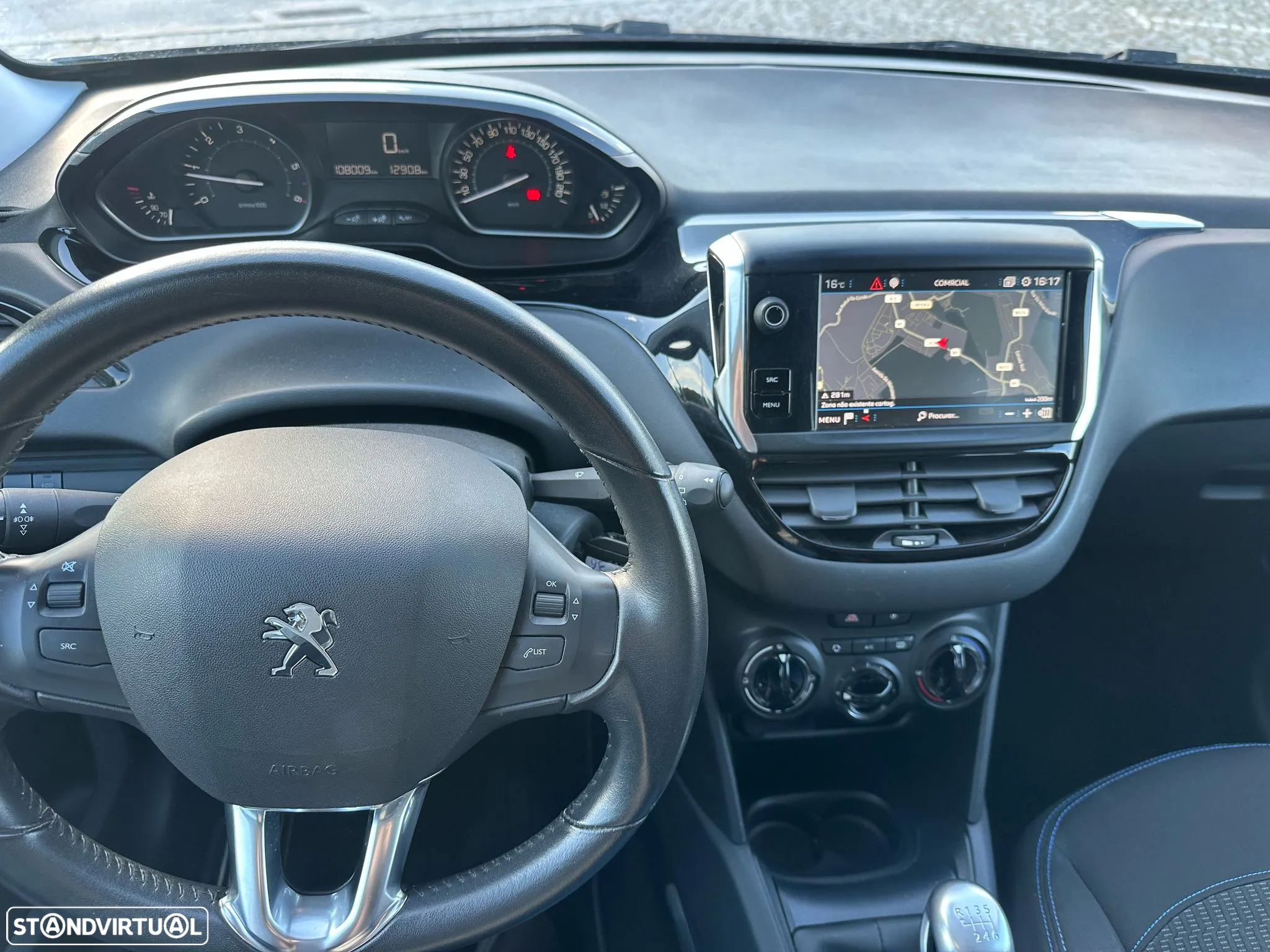 Peugeot 208 1.5 BlueHDi Signature - 8