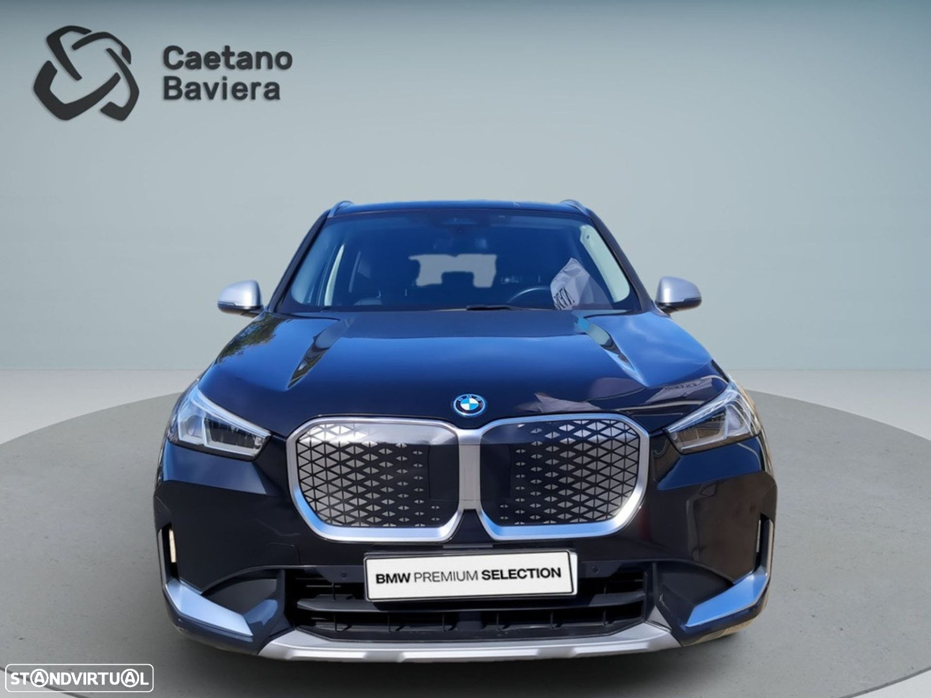 BMW iX1 eDrive20 Pack Desportivo M - 2
