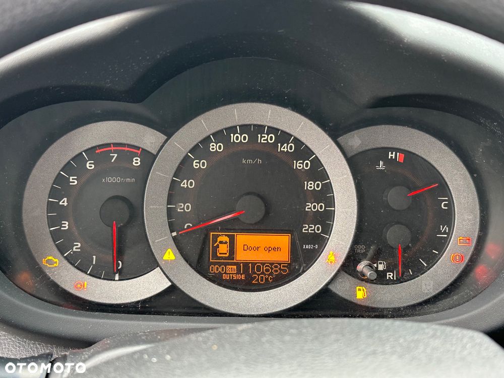Toyota RAV4 2.0 VVT-i Luna - 14