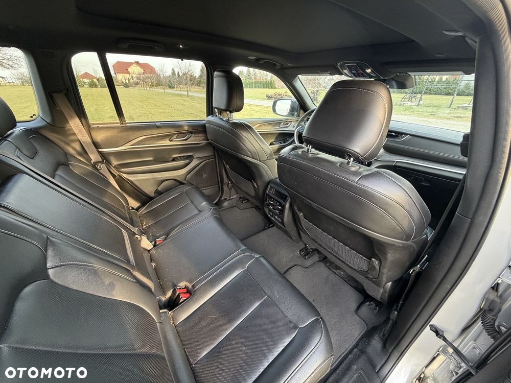 Jeep Grand Cherokee 3.6 V6 Summit - 29