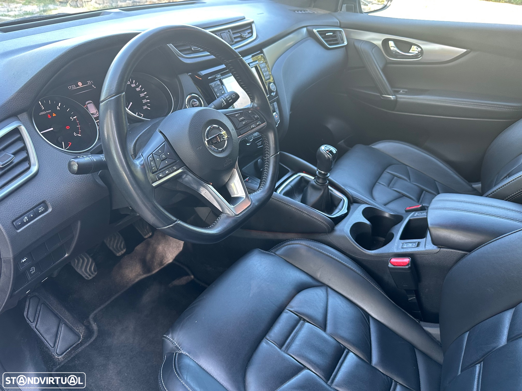Nissan Qashqai 1.5 dCi Tekna Premium Bose+A+C - 10