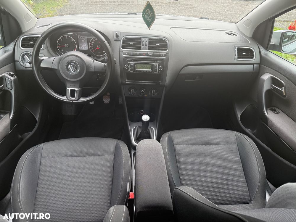 Volkswagen Polo 1.6 TDI Comfortline - 14