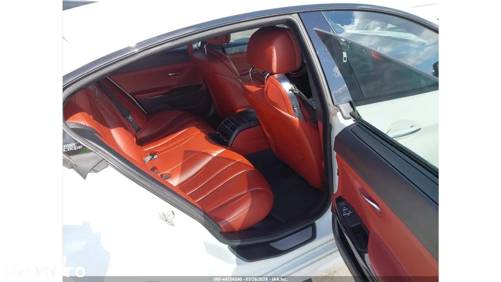 BMW Seria 6 640i - 12