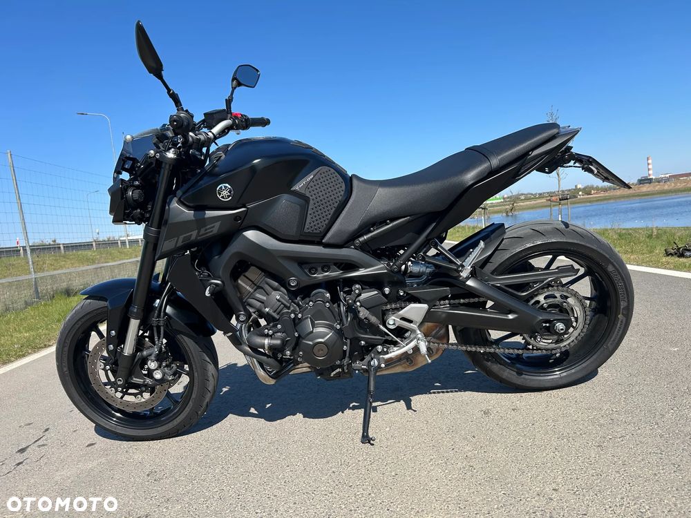 Yamaha MT - 3