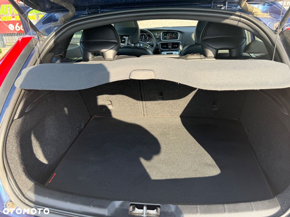 Volvo V40 D4 Geartronic Ocean Race - 13