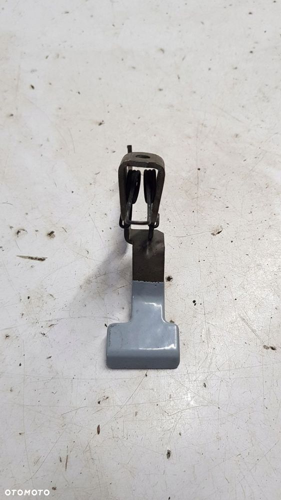 rygiel maski Opel Corsa E - 2