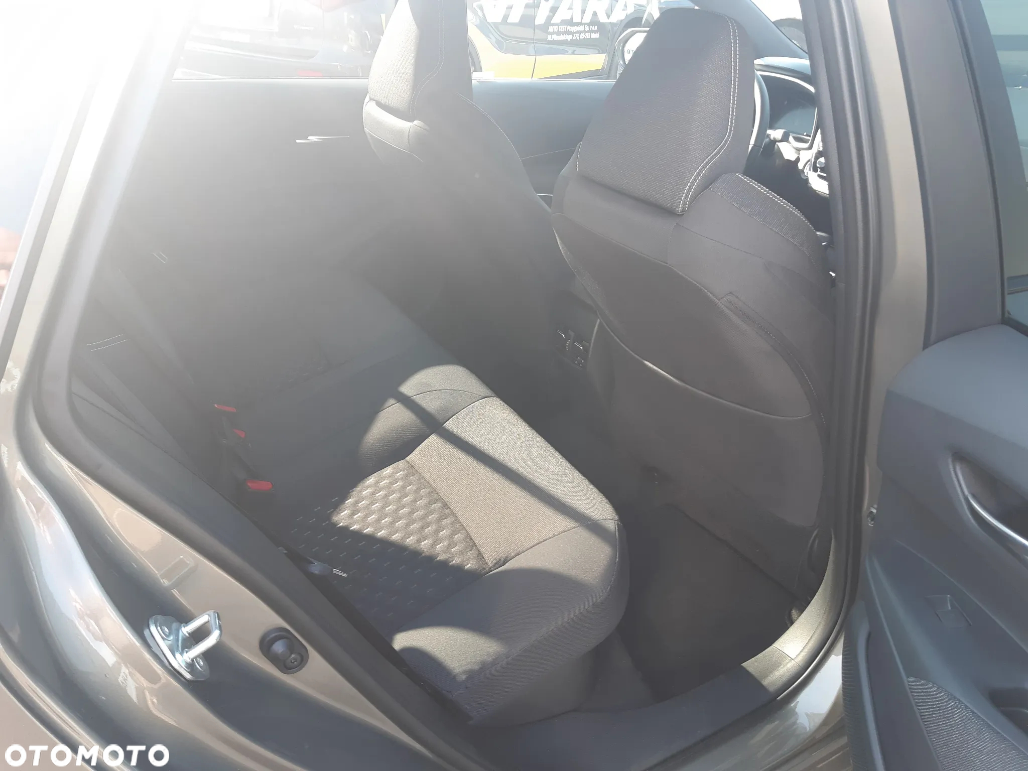 Suzuki Swace 1.8 Hybrid Premium Plus CVT - 10