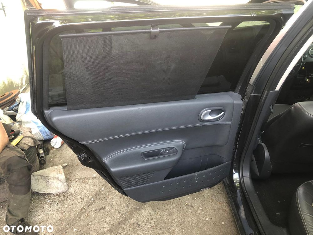 Renault Megane 2 II  boczki tapicerka drzwi skórzane    lift  CENA ZA 4 SZTUKI - 2