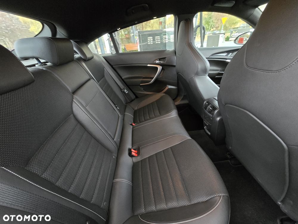Opel Insignia 2.8 V6 Turbo 4x4 OPC - 11