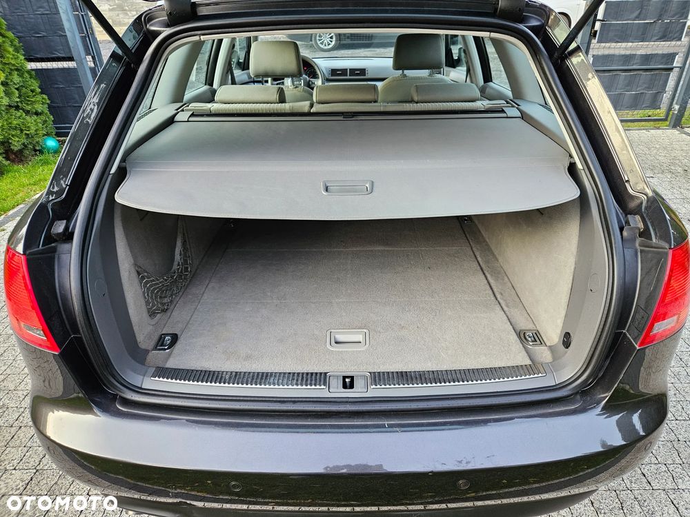 Audi A4 Avant 2.0 TDI - 11