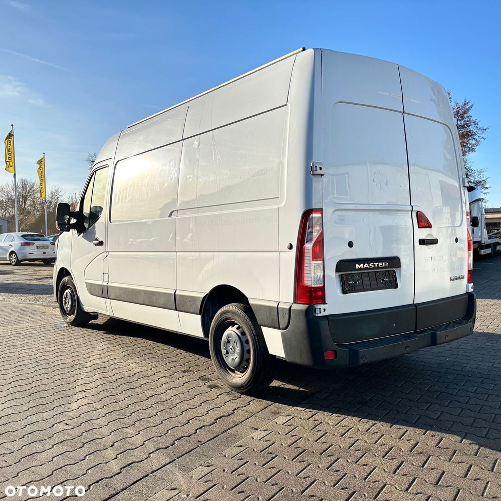 Renault Master - 17