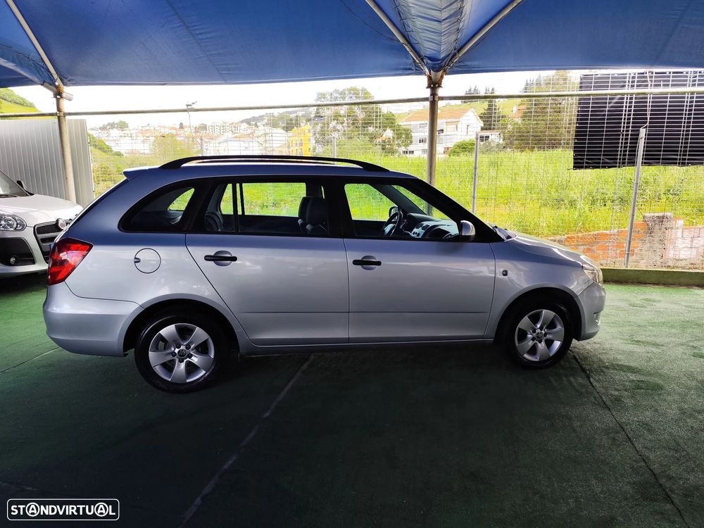 Skoda Fabia Break 1.2 TDi Active Plus - 7