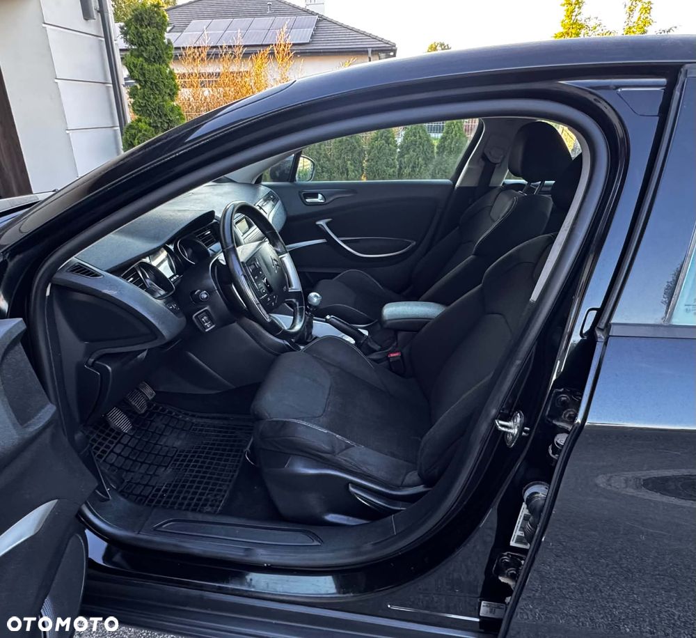 Citroën C5 2.0 HDi Confort - 8