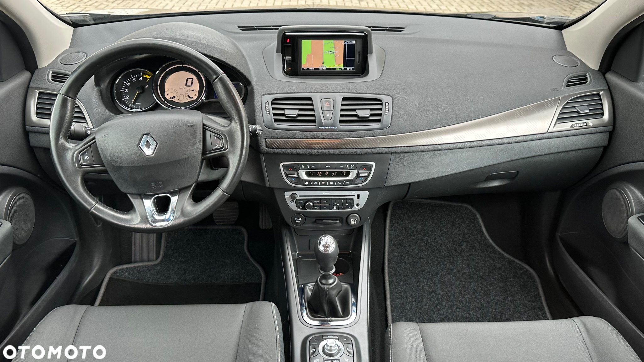 Renault Megane Grandtour ENERGY TCe 115 Start & Stopp LIMITED - 24