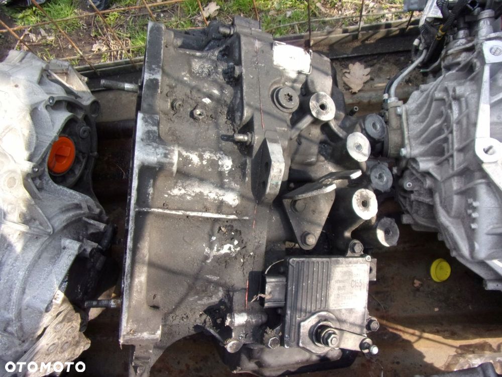 FIAT CROMA VECTRA C 1.9 SKRZYNIA AUTOMAT 55196485 - 1