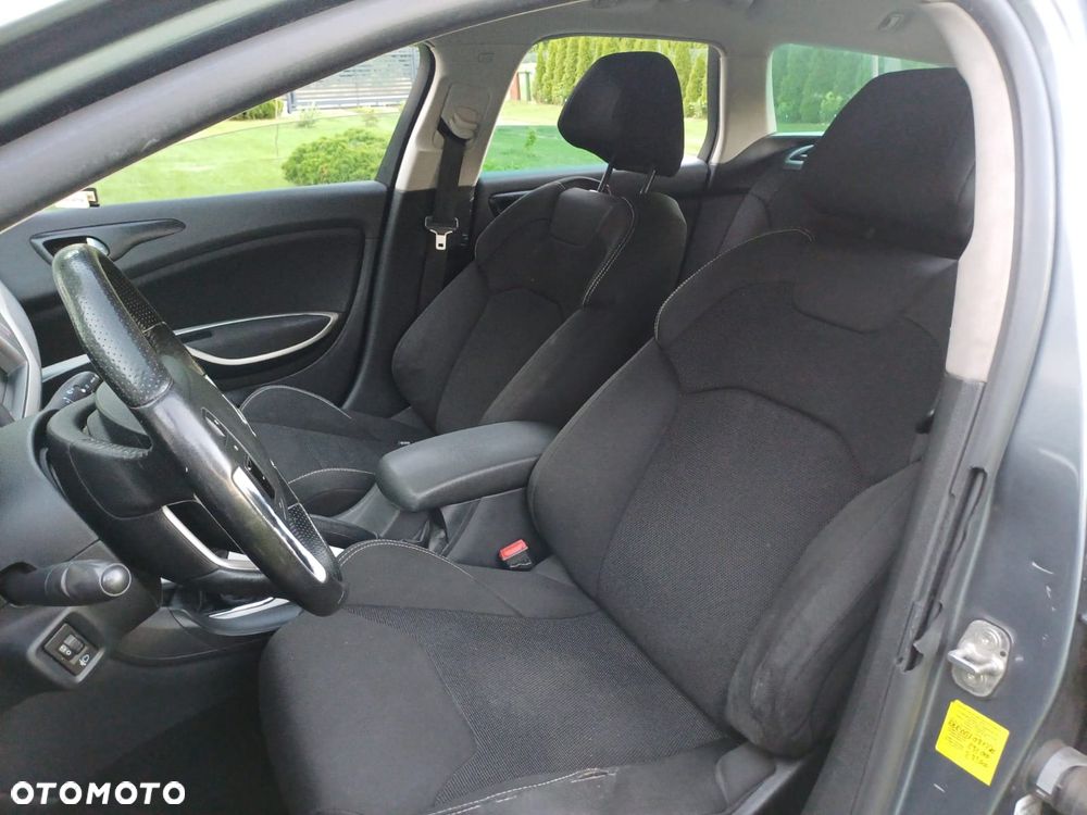 Citroën C5 1.6 HDi Dynamique Equilibre Navi - 11
