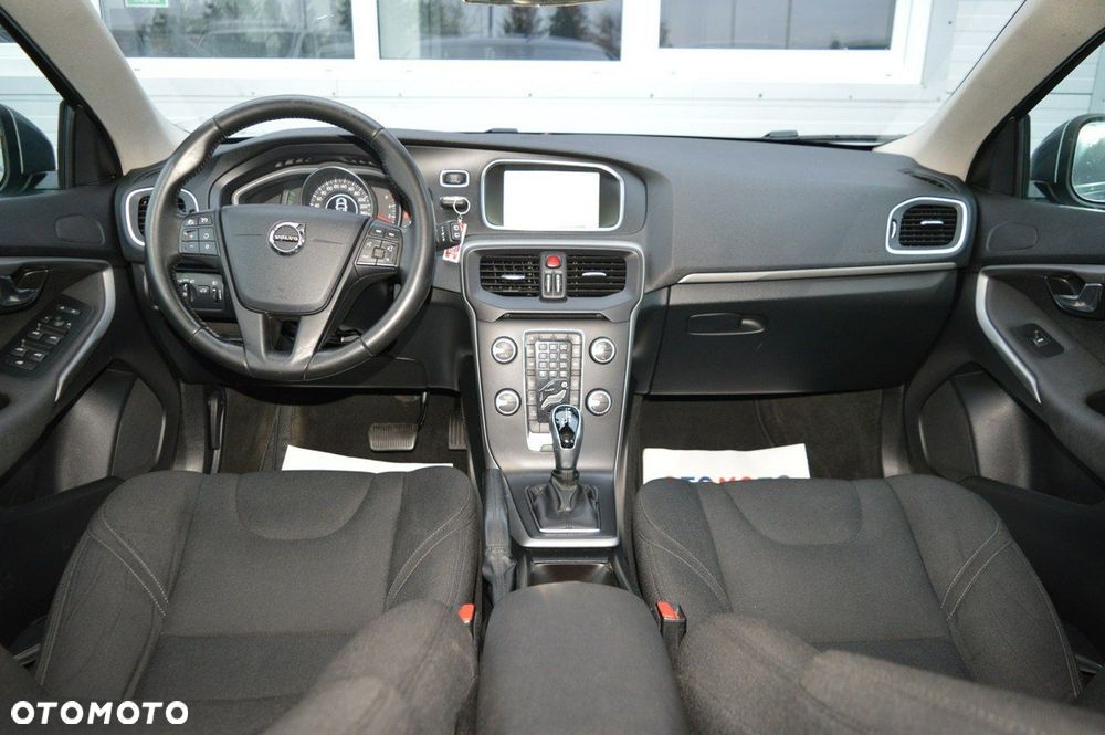 Volvo V40 D2 Geartronic Kinetic - 19