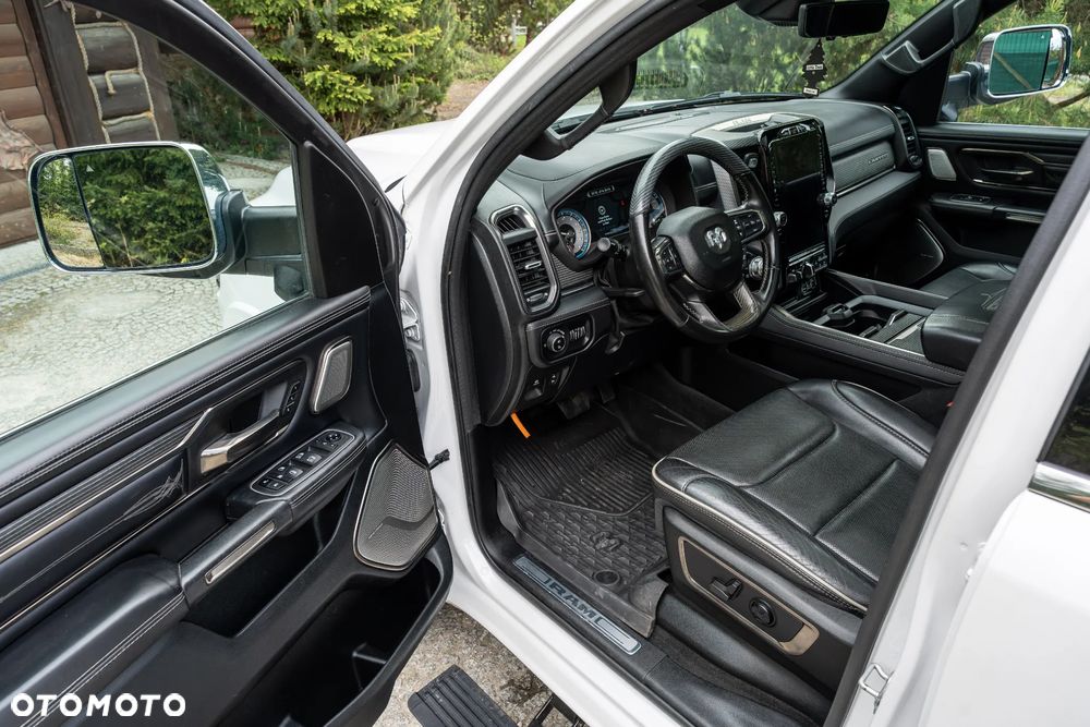 RAM 1500 5.7 Crew Cab Limited - 21