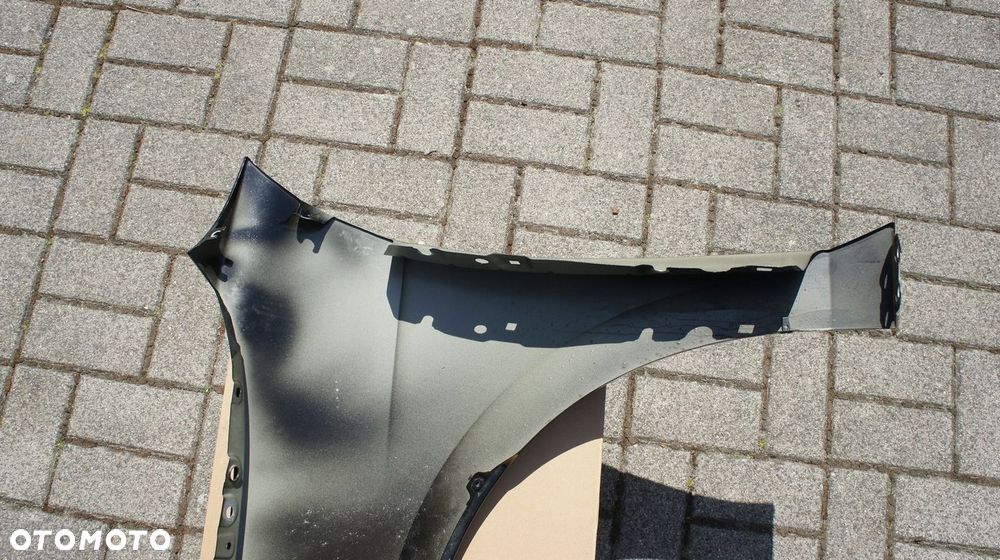 PRZEDNI PRAWY BŁOTNIK VW PASSAT B9 3J0 - 9