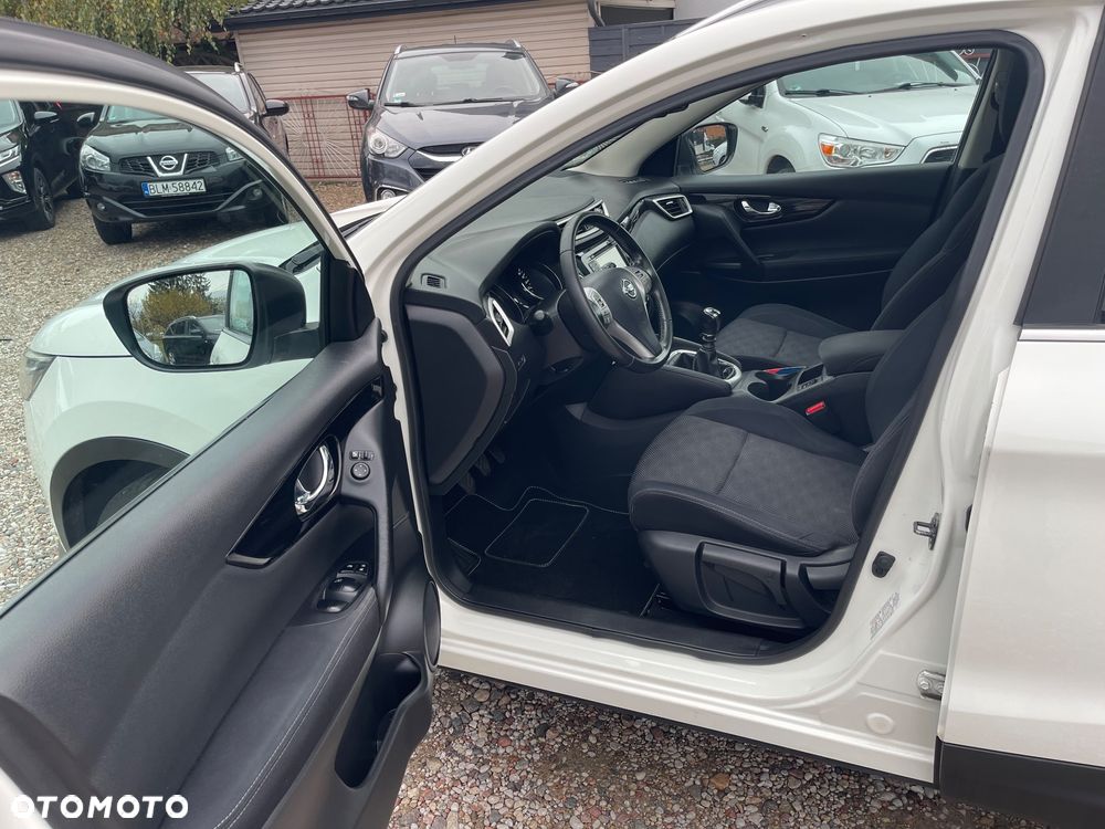 Nissan Qashqai 1.2 DIG-T N-Connecta - 2