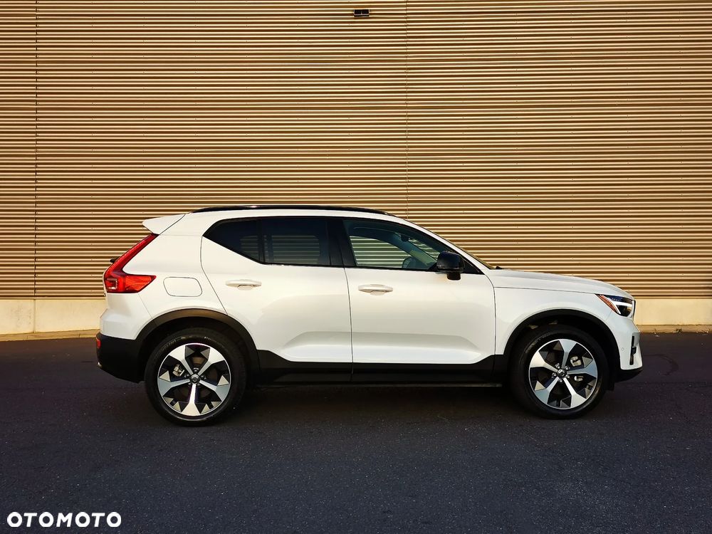 Volvo XC 40 B5 AWD Ultimate Dark - 7