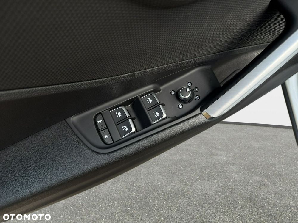 Audi Q2 40 TFSI Quattro S tronic advanced - 28