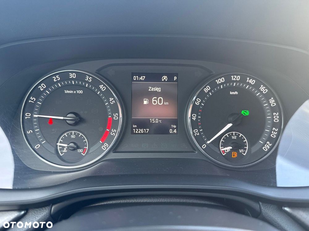Skoda Octavia 2.0 TDI Ambition DSG - 20