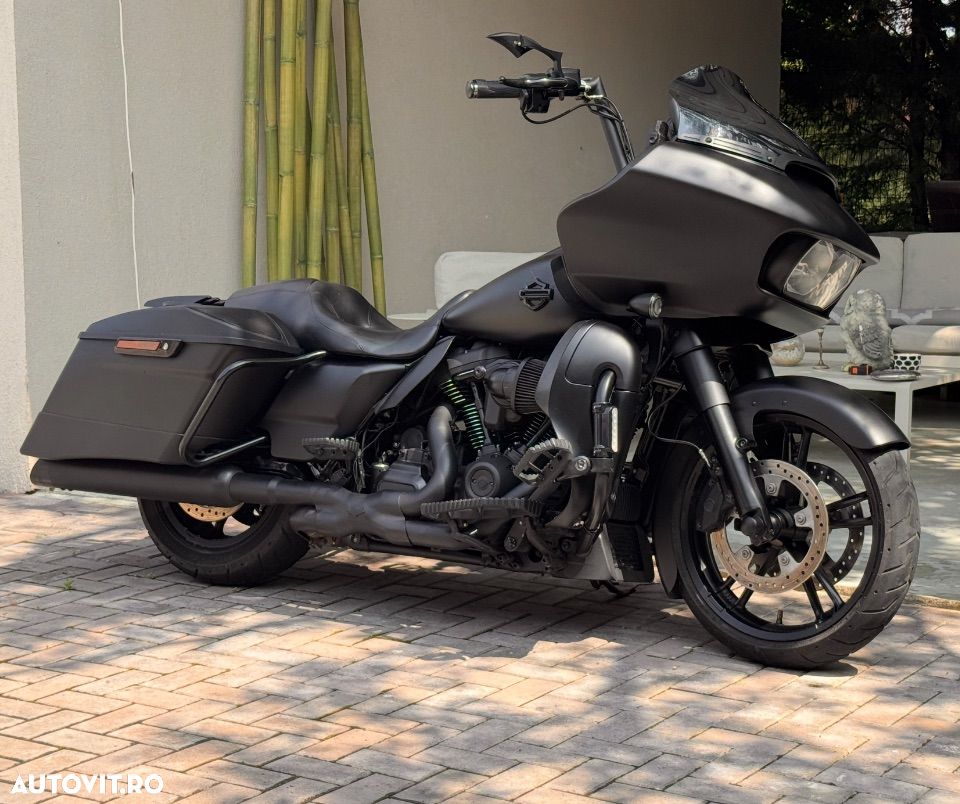 Harley-Davidson Road Glide Special - 1