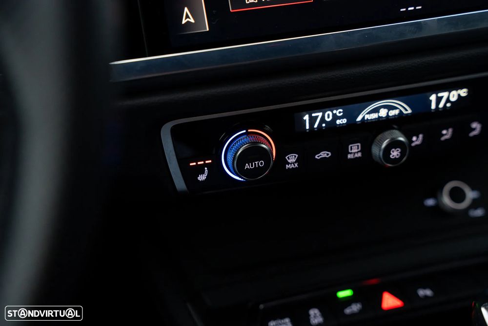 Audi Q3 45 TFSIe S line S tronic - 30