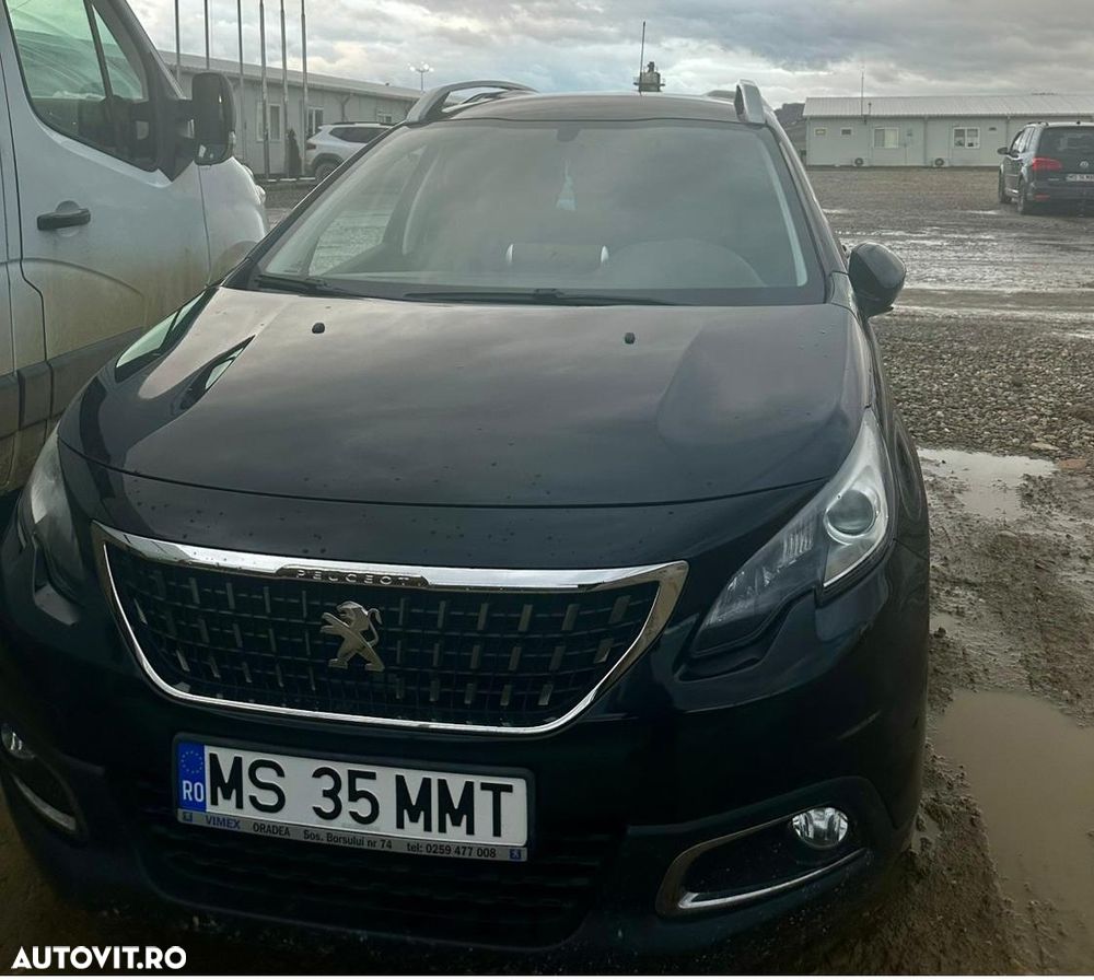 Peugeot 2008 1.2 L PureTech ETG Allure - 9