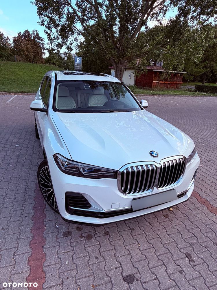 BMW X7 xDrive40i - 13